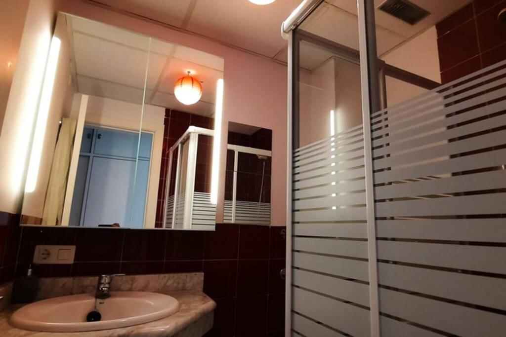 TRIPLEX PENTHOUSE - City Centre - Ático con Jacuzzi y Terraza Privados * Sevilla