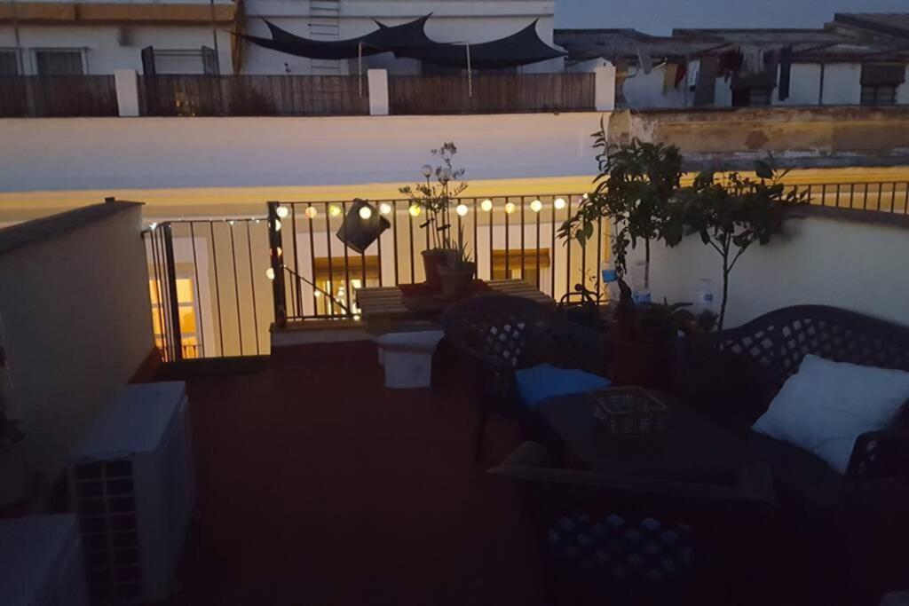 Apartamento TRIPLEX PENTHOUSE - City Centre - Ático con Jacuzzi y Terraza Privados *